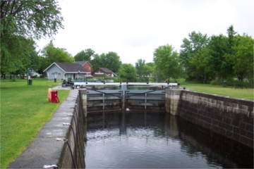 04 Ontario-Rideau Canal.jpg